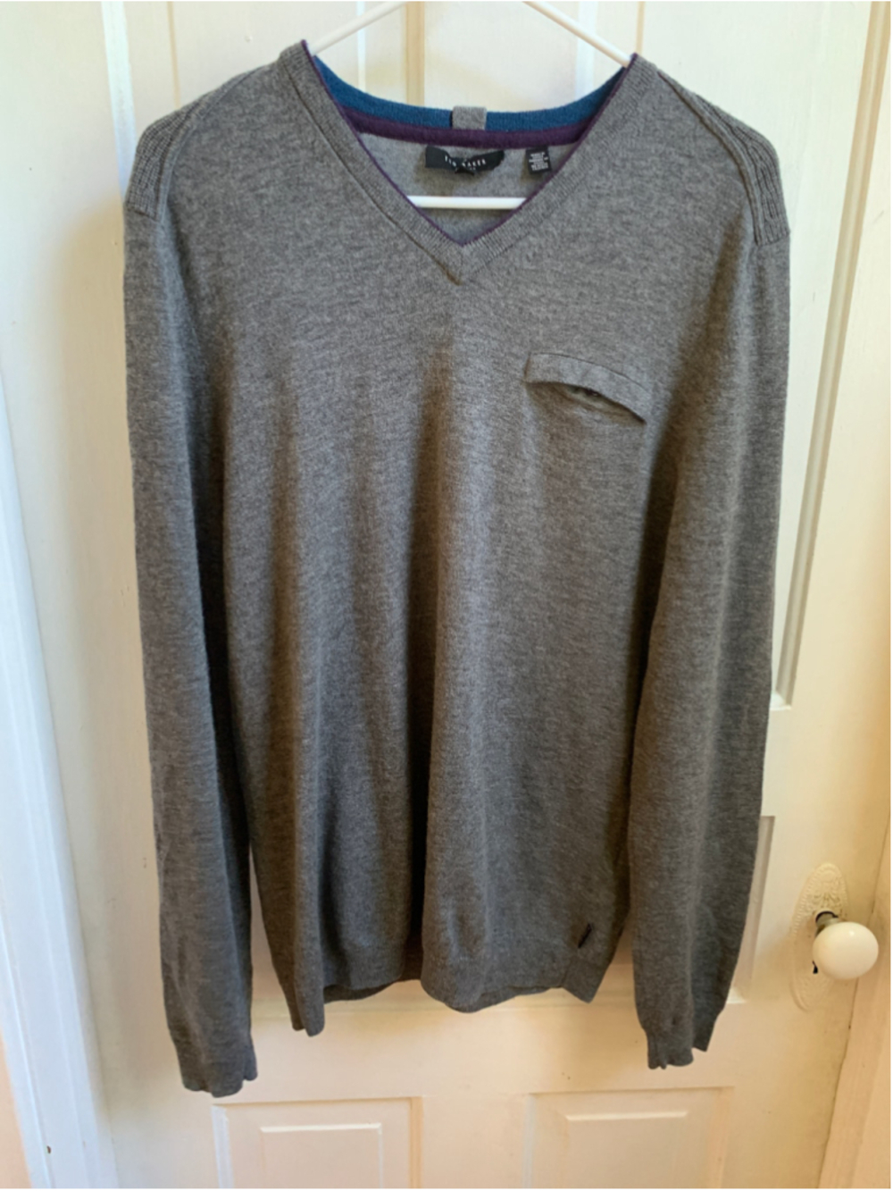 Men's Ted Baker V-Neck Sweater Grey Size L Wool Cashmere Blend Preppy Neutral